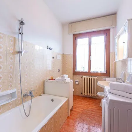 公寓 Sleeps 6 Wifi 欧苏西奥